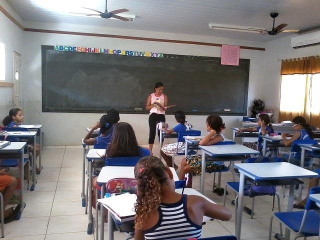 Mais 4.545 mobilirios referentes  primeira remessa sero distribudos a 53 escolas.