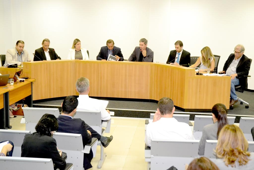 As informaes apresentadas foram nas reas de segurana pblica, educao, sade, cidades e infraestrutura