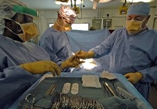 Complicações que exigiam transfusões, por exemplo, foram reduzidas a quase zero nos pacientes submetidos a esse tipo de cirurgia
