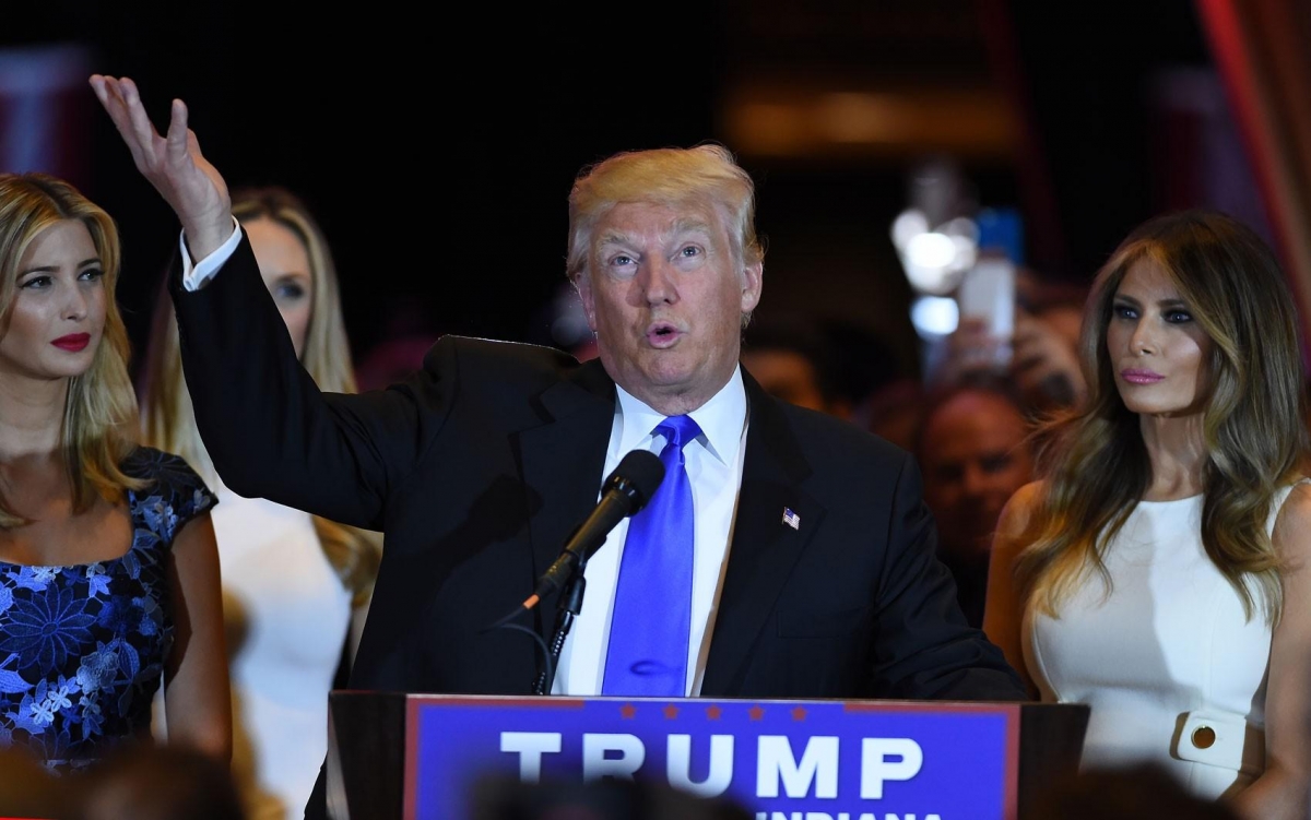 Trump ao lado dos filhos e da mulher Melania Trump