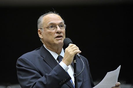 Roberto Freire
