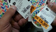 Antes de efetuar uma compra, pesquise o valor anterior  oferta e verifique se o desconto  real
