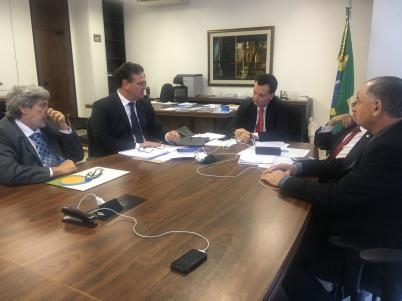 Nininho vai a Braslia solicitar ampliao da telefonia mvel em MT