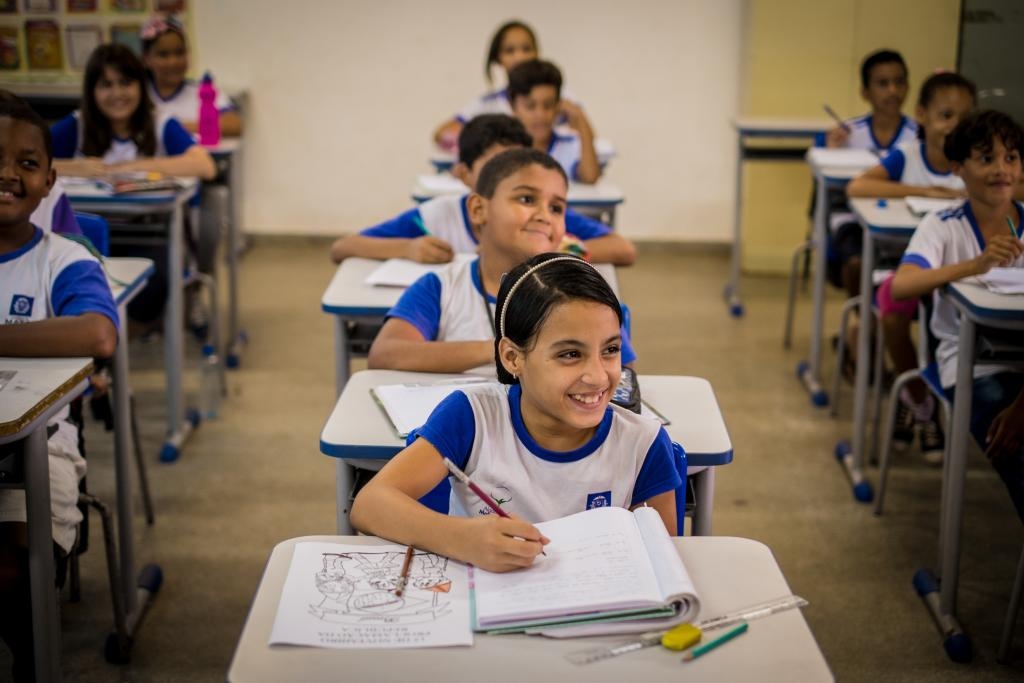 As unidades que adotarão o modelo passarão por adequações na estrutura física, para instalação de laboratórios, renovação de quadras poliesportivas e refeitórios. Para a implantação do projeto, que precisou ser validado antes pelo Ministério da Educa
