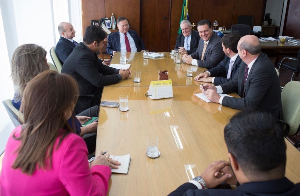 Fvaro em agenda com o ministro de Agricultura, Blairo Maggi