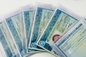 Carteira Nacional de Habilitação terá novo visual e itens de segurança a partir de janeiro de 2017