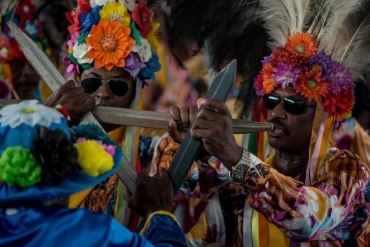 A dança do congo é uma manifestação popular de origem africana presente no calendário festivo de alguns municípios de Mato Grosso