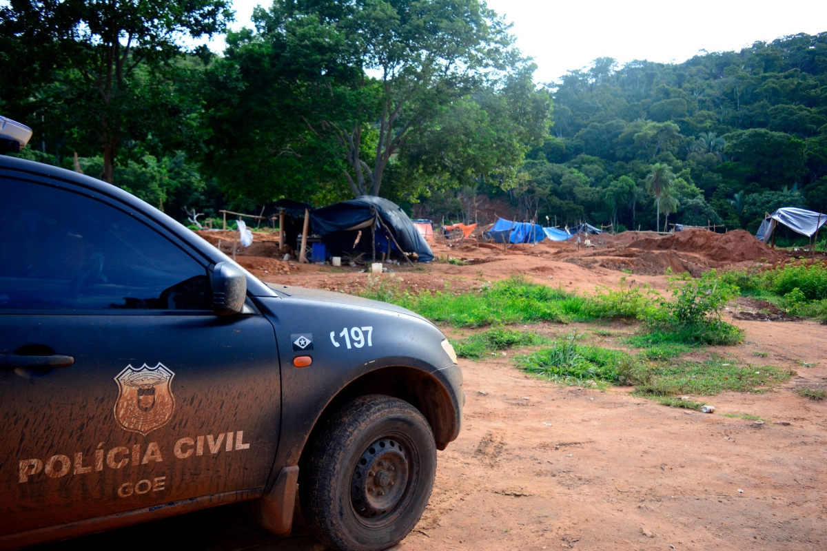 Desocupao no garimpo da Serra da Borda
