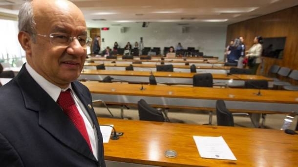 O senador Jos Pimentel (PT-CE)