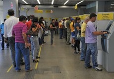 Febraban orienta população a utilizar os canais eletrônicos e correspondentes para o pagamento das contas