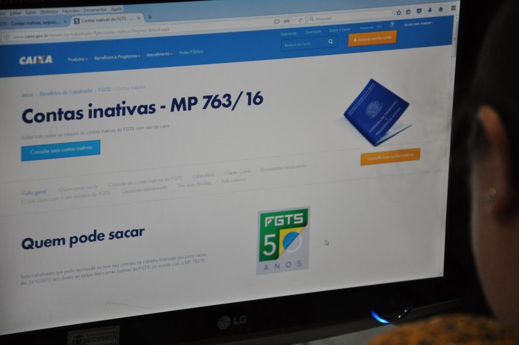 Pode sacar o FGTS quem tm saldo em conta inativa at 31 de dezembro de 2015