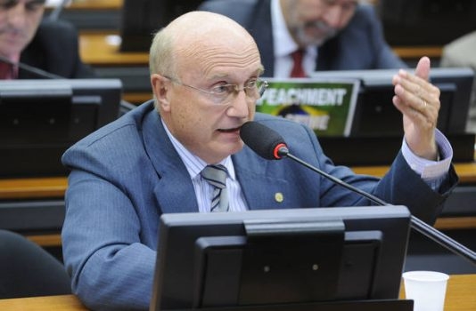 Dep. Osmar Serraglio (PMDB-PR)