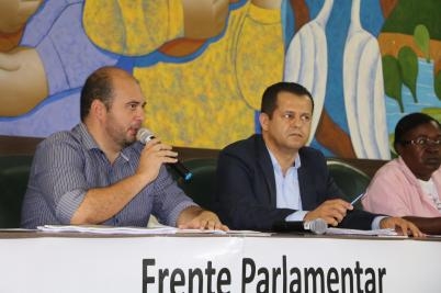 Audincia com agentes de sade mostra resultados dos trabalhos da Frente Parlamentar
