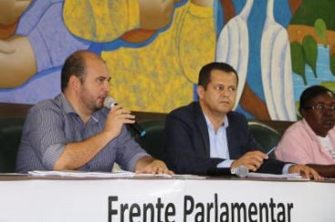 Audiência com agentes de saúde mostra resultados dos trabalhos da Frente Parlamentar