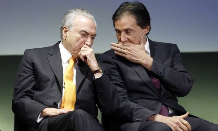 presidente com o presidente do Senado, Euncio Oliveira.
