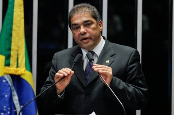 Senador Hlio Jos (PMDB-DF)