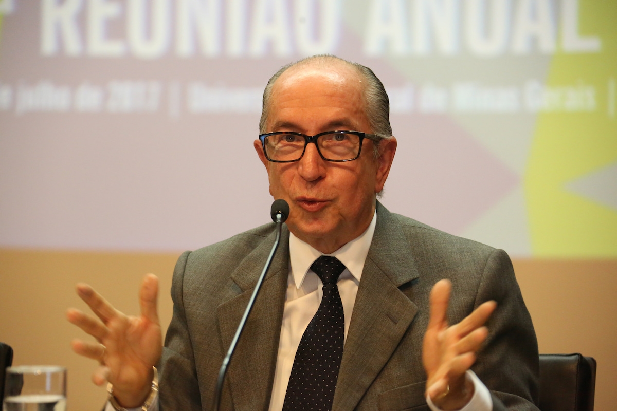 Presidente da Finep, Marcos Cintra participou de sesso especial pelos 50 anos da agncia na 69 Reunio da SBPC na UFMG, em Belo Horizonte.