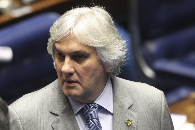 Delcdio Amaral.