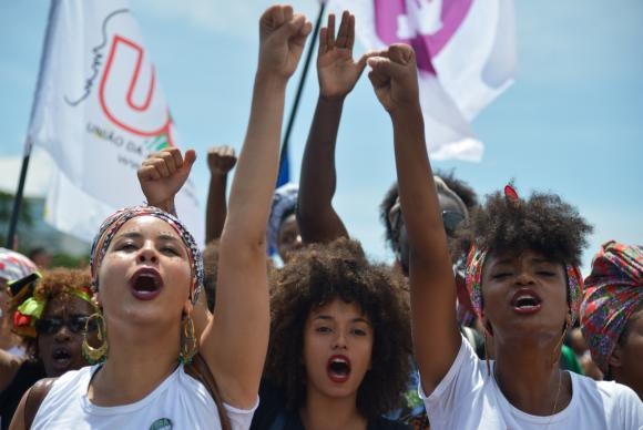 A Marcha das Mulheres Negras Contra o Racismo, a Violência e pelo Bem Viver reuniu participantes de todos os estados e regiões do Brasil
