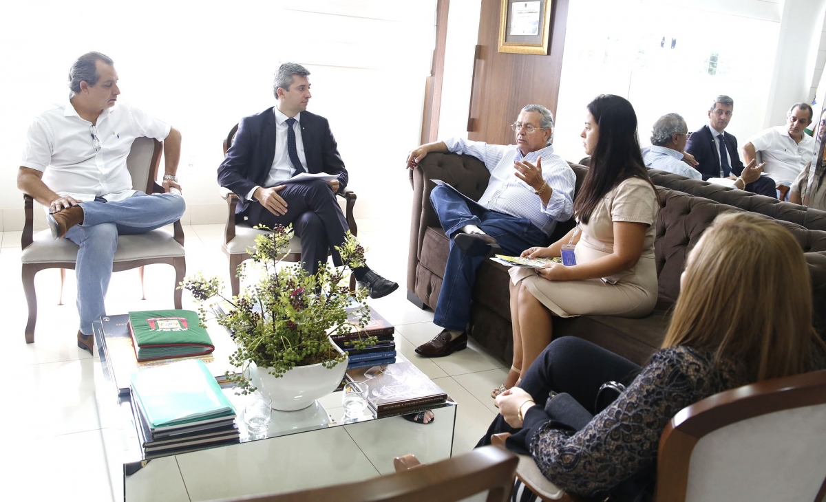 Programa de Eficiência Municipal quer melhorar a Gestão Pública e suas Políticas Sociais. Além disto foram repassados R$ 1,4 milhão para atender a demanda dos moradores do residencial São Benedito com equipamentos sociais
