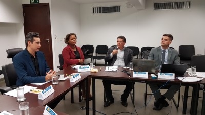 Equipe de auditores em reunio com secretrio Francisney Liberato