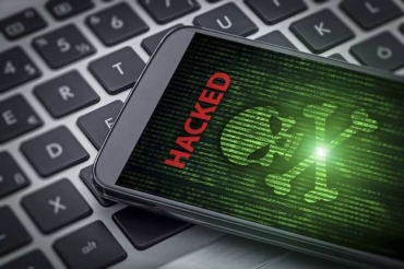 © iStock Algumas atitudes evitam que você seja a próxima vítima de ciberataques: colocar senha no dispositivo e não usar redes wifi públicas são algumas das recomendações