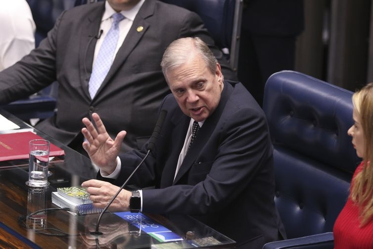 O relator da reforma no Senado, Tasso Jereissati, em reunião da CCJ - Valter Campanato/Arquivo/Agência Brasil