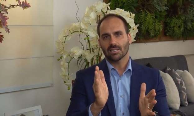  Fornecido por Associados.com - Filho do presidente divulgou novo vdeo, ontem, para dizer que foi vtima