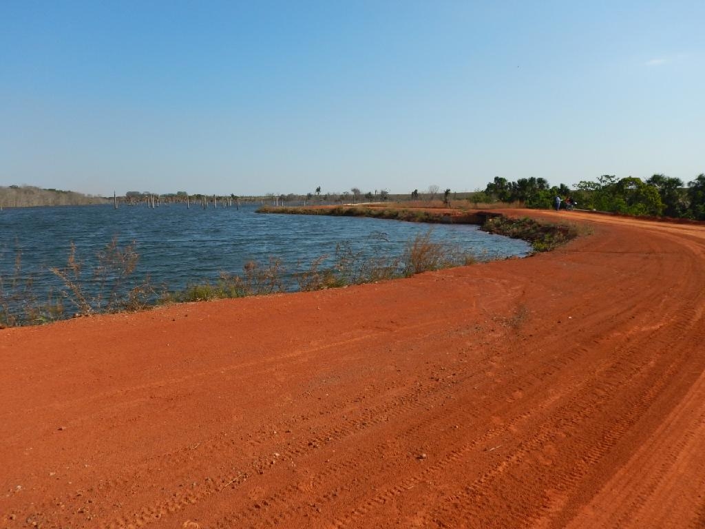 Barragem de gua para usos mltiplos - Foto por: Sema/MT