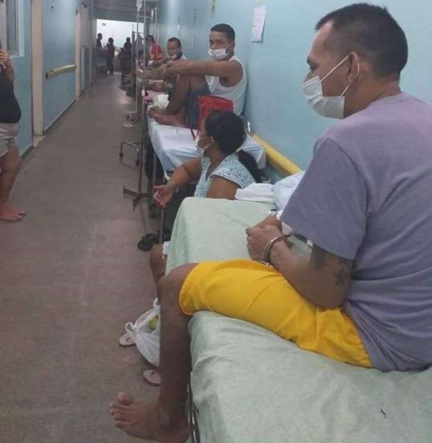 © Estadão-Profissionais, familiares, advogados e entidades de defesa dos direitos humanos denunciam as condições precárias do Hospital Geral de Roraima, onde os pacientes ficam internados no corredor