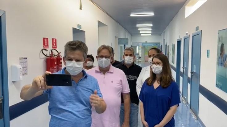 Governador Mauro Mendes anuncia 147 leitos na Santa Casa - Foto: Secom