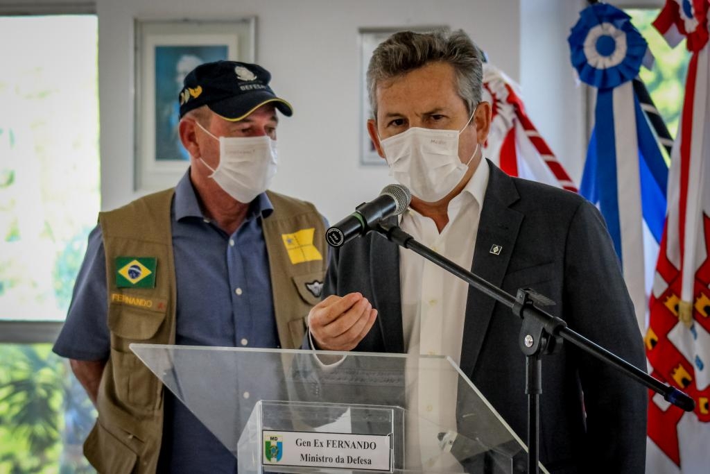 Governador Mauro Mendes, ao lado do ministro da Defesa, general Fernando Azevedo e Silva Foto: Christiano Antonucci