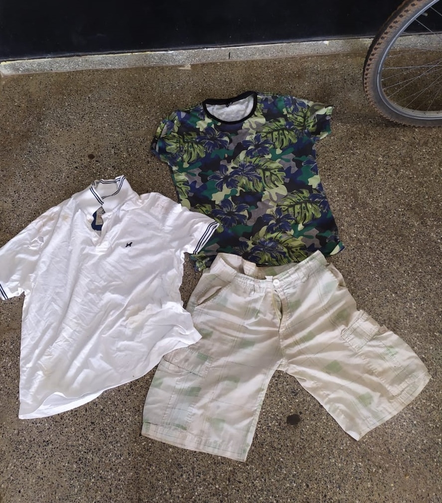 Roupas utilizadas pelo suspeito em um dos crimes