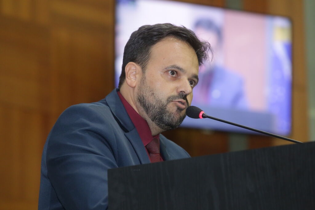 Deputado Delegado Claudinei preside a Comisso de Segurana da ALMT - Foto: Helder Faria