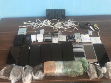 Objetos retirados das celas na Operao Ptria Amada - Foto: Polcia Penal
