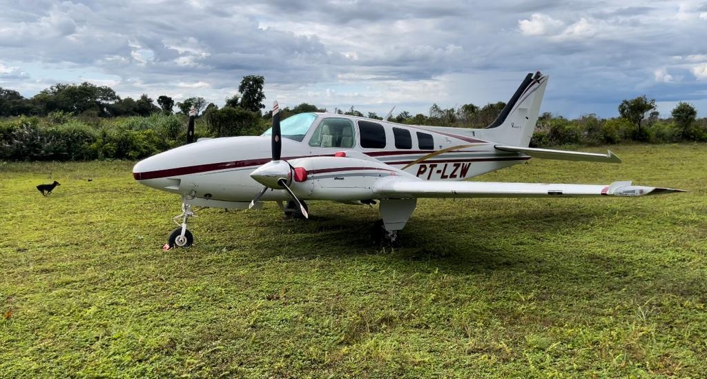 Aeronave apreendida em Ribeiro Cascalheira - Foto: PMMT