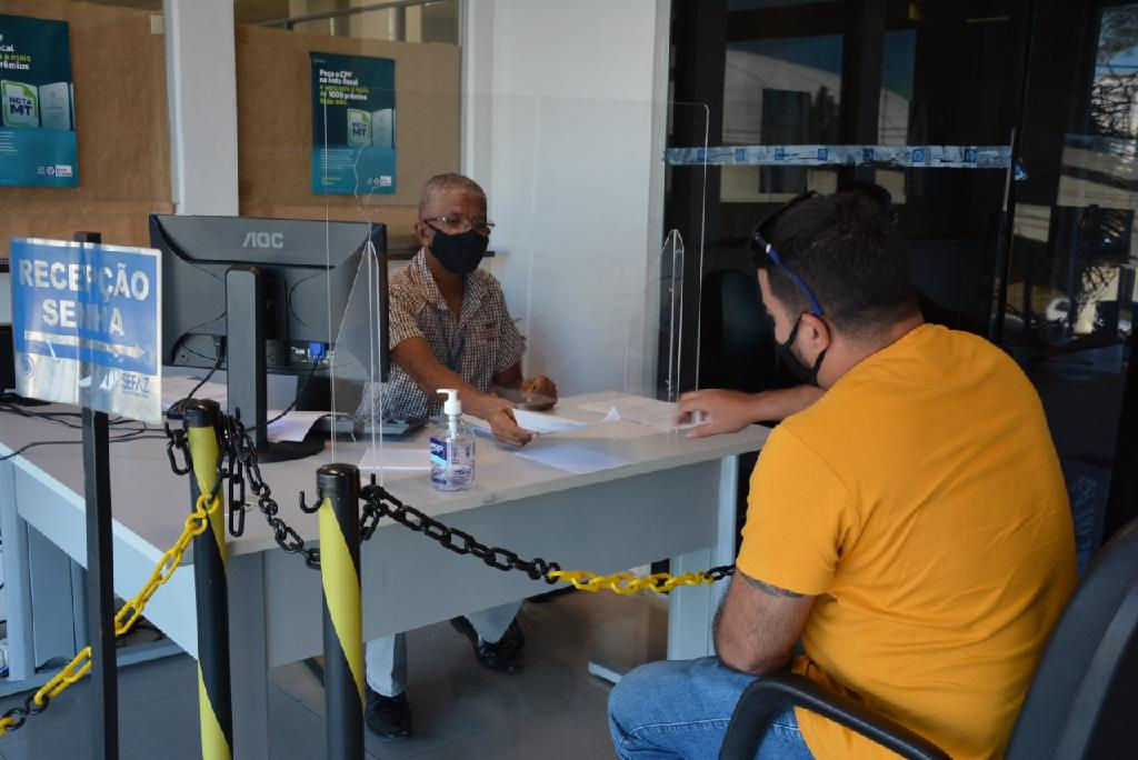 Atendimento presencial na Agncia Fazendria da Cuiab - Foto: Assessoria Sefaz-MT