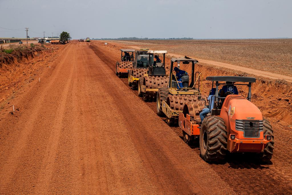 Obras na MT-220