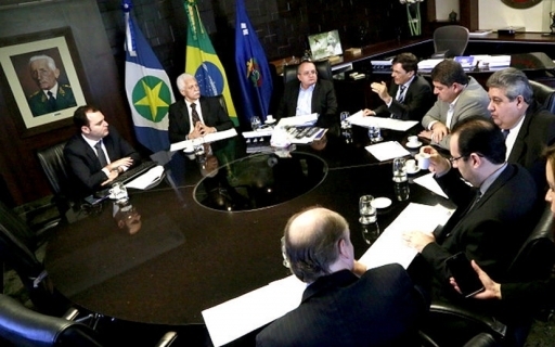 O oramento deve acomodar as necessidades de todos os poderes e rgos constitucionais.